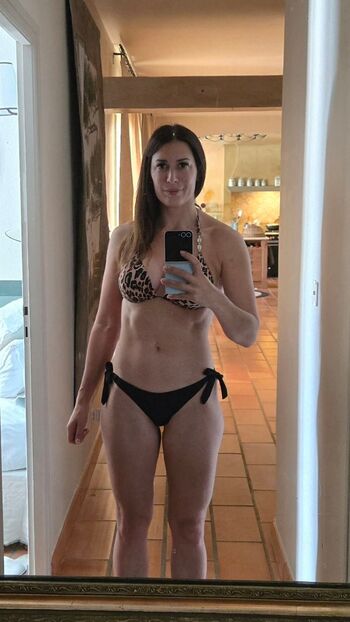 Full leaked Mimi nunchaku page private photo