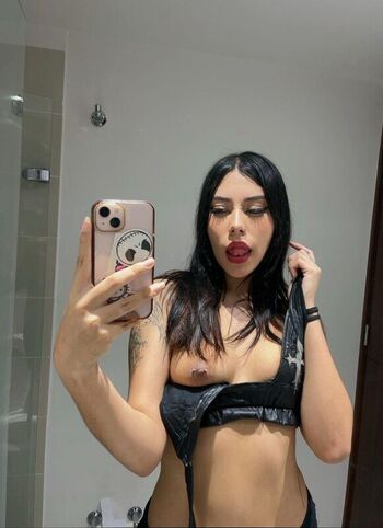 Full leaked Mimicake page private photo