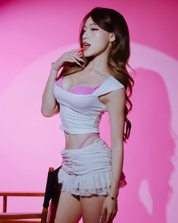 Full leaked Mimiephan private onlyfans photo