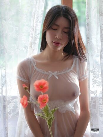 Full leaked Min e private photo