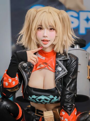 Full leaked Min hanna page private onlyfans photo