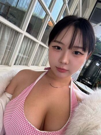 Full leaked Min j k private onlyfans photo