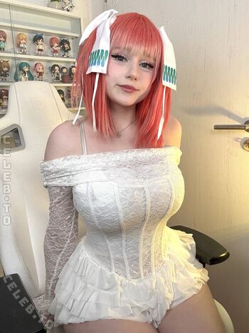 Full leaked Mina min page private onlyfans photo