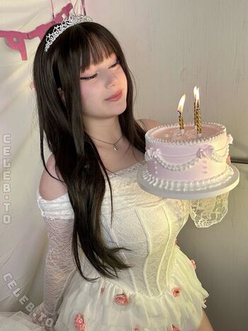 Full leaked Mina min page private photo