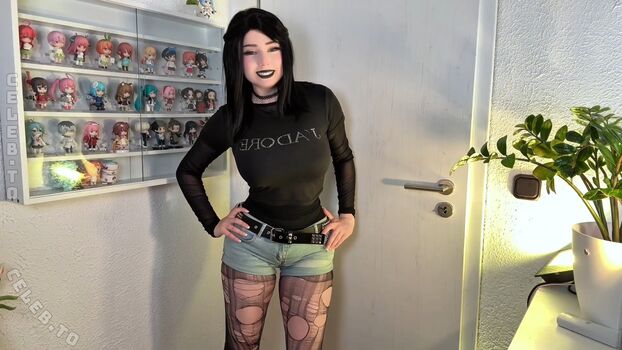 Full leaked Mina min private photo