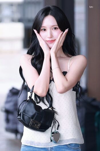 Full leaked Mina myoi private photo