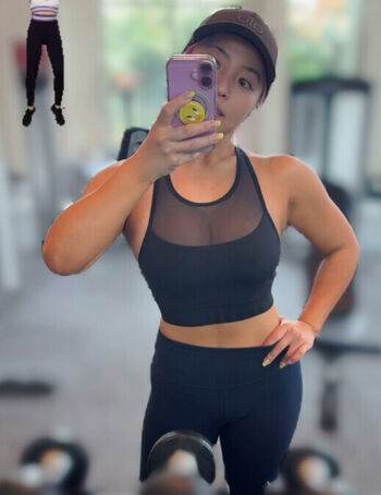 Mina Shirakawa