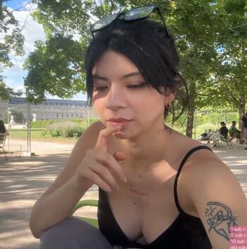Full leaked Minaravel private photo