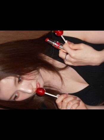 Full leaked Minatozaki sana page private onlyfans photo