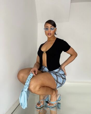 Full leaked Minattion private photo
