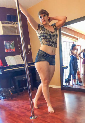Full leaked Mindless entertainment private photo