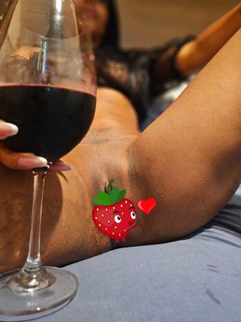 Full leaked Mineirinha private onlyfans photo