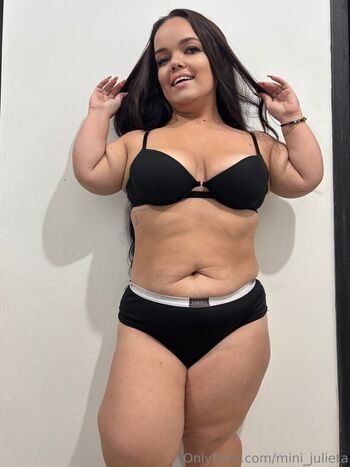 Full leaked Mini julieta private photo