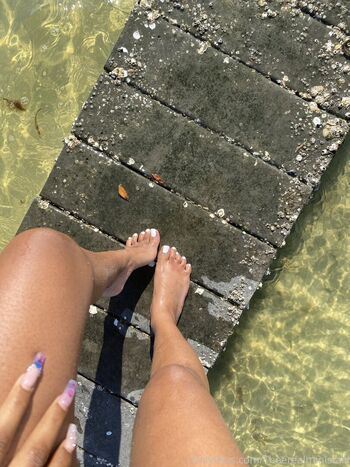 Full leaked Mini stalli page private onlyfans photo