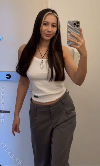 Full leaked Minimoli private onlyfans photo