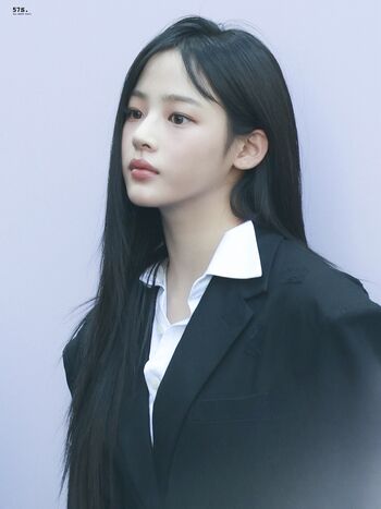 Full leaked Minji private photo