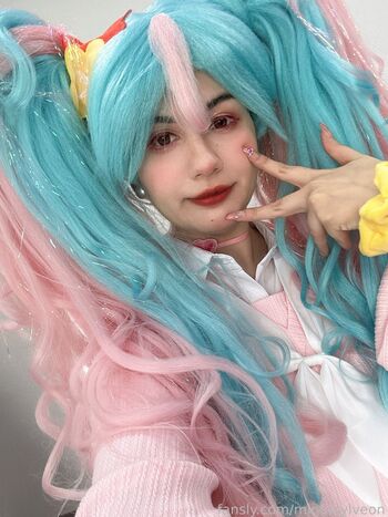 Full leaked Mintosylveon page private onlyfans photo