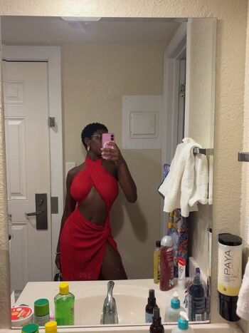 Full leaked Minuit rose private photo