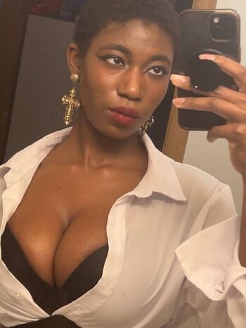 Full leaked Minuit rose private photo