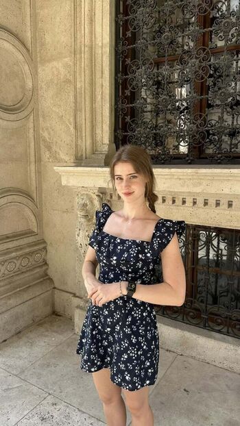 Full leaked Mira  page private onlyfans photo