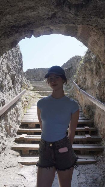 Full leaked Mira  page private onlyfans photo