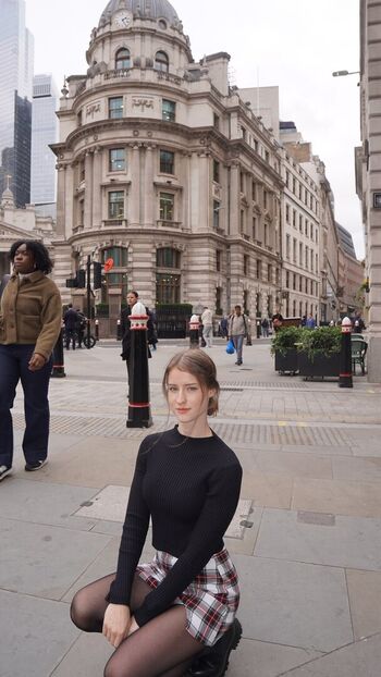 Full leaked Mira  page private onlyfans photo