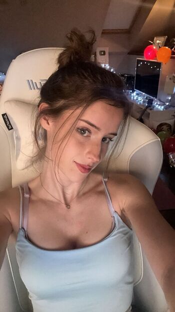 Full leaked Mira  page private onlyfans photo