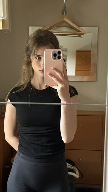 Full leaked Mira  page private onlyfans photo