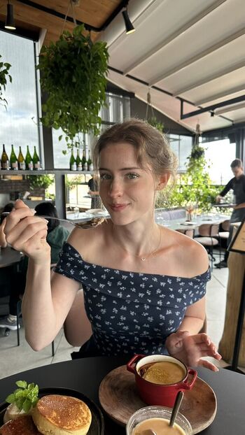 Full leaked Mira  page private onlyfans photo