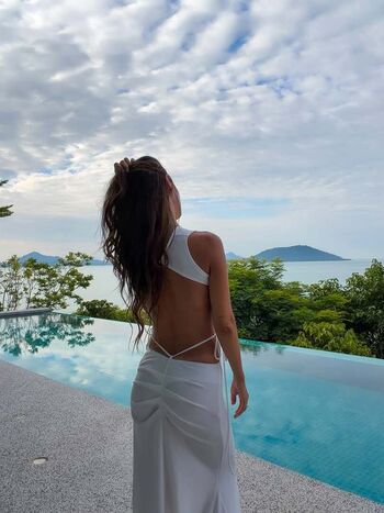 Full leaked Mira private onlyfans photo