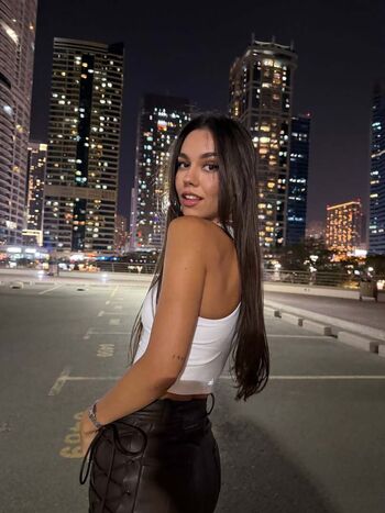 Full leaked Mira private onlyfans photo