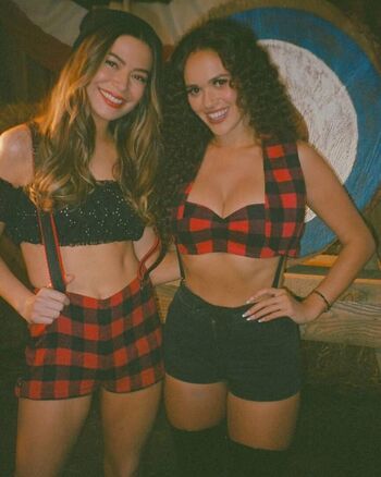 Full leaked Miranda cosgrove private onlyfans photo