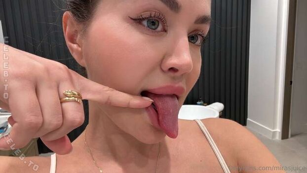 Full leaked Mirasjuice private photo