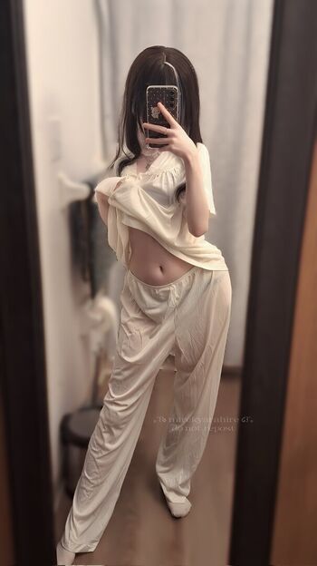 Full leaked Mirekyarahire private onlyfans photo