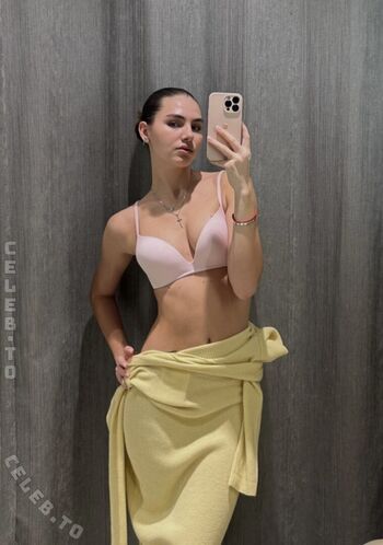 Full leaked Miroonnaa private onlyfans photo