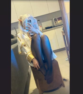 Full leaked Mishi miku private onlyfans photo