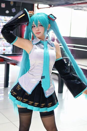 Full leaked Mishi miku private photo