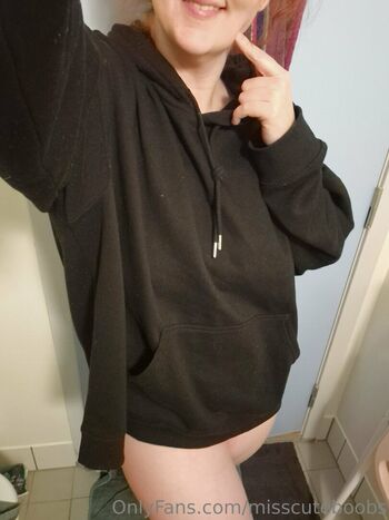 Full leaked Miss cute boobs page private photo