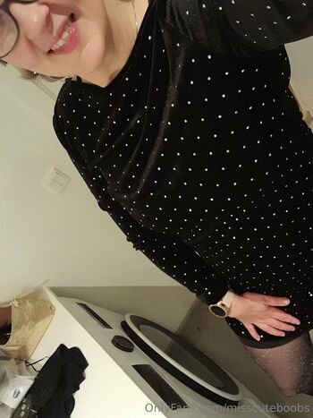 Full leaked Miss cute boobs private photo
