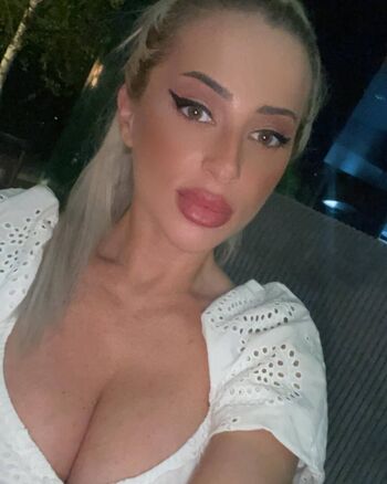 Miss Ema Devine