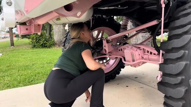 Full leaked Miss snowwolf jku private onlyfans photo