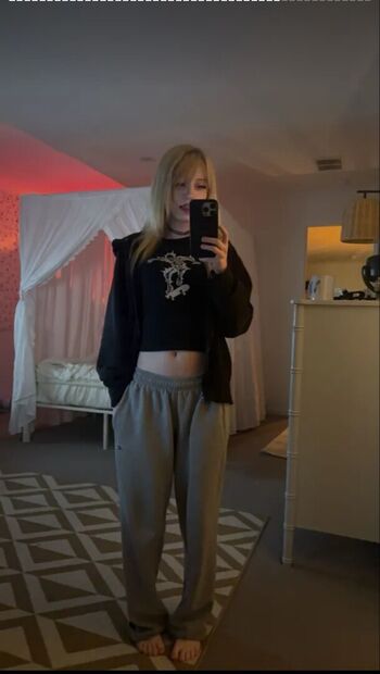 Full leaked Missbunnixx private photo
