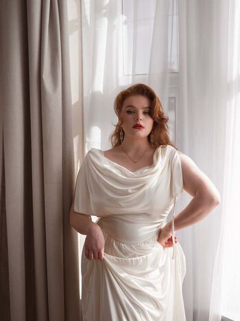 Full leaked Missdeadlyred private photo