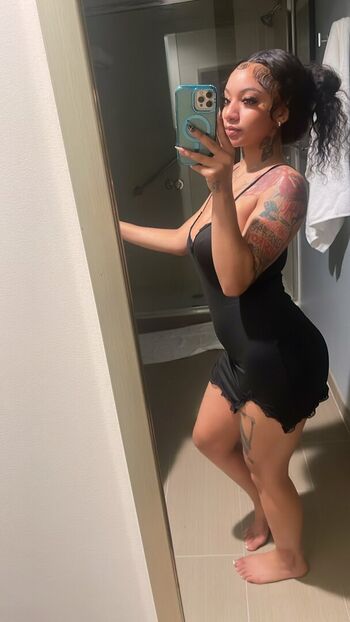 Full leaked Missfatrakks private onlyfans photo