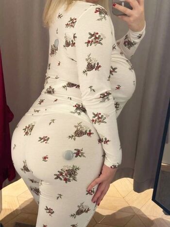 Full leaked Missparaskeva private photo