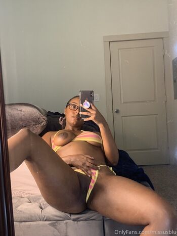 Full leaked Missusblu private photo