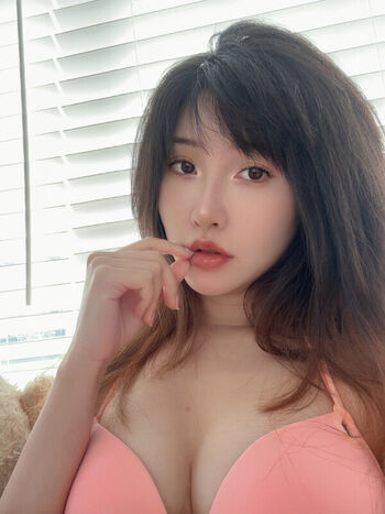 Full leaked Misswarmj  page private photo
