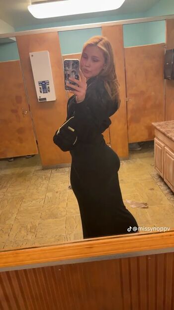 Full leaked Missynoppv private photo