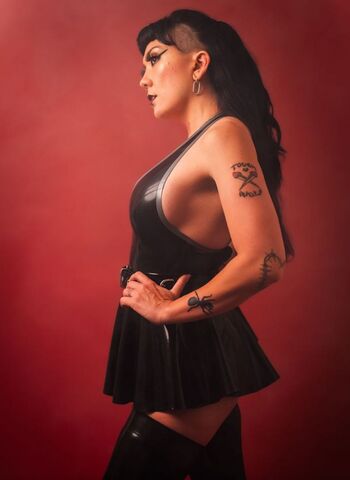 Full leaked Mistress poison private photo
