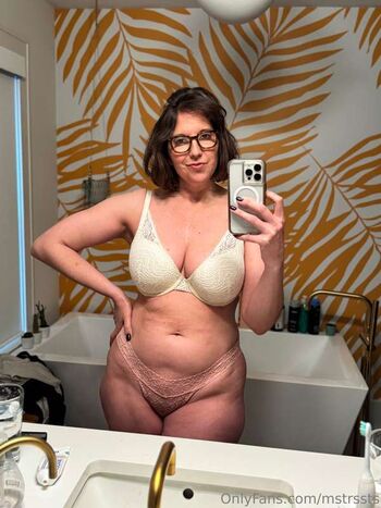 Full leaked Mistress tease private photo